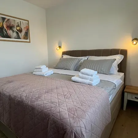 House Lole Villa *