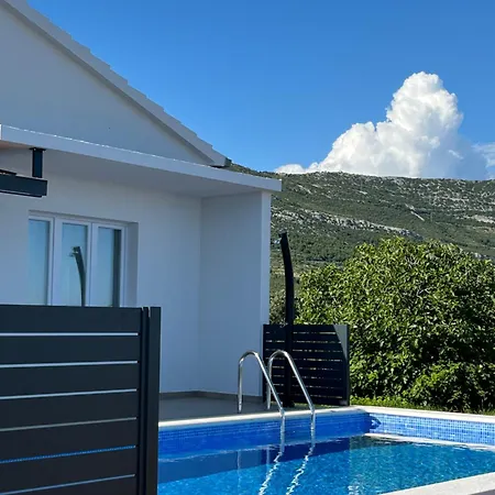 House Lole Villa