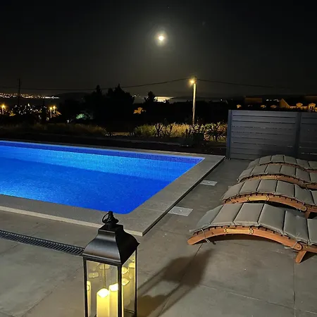 Villa House Lole *