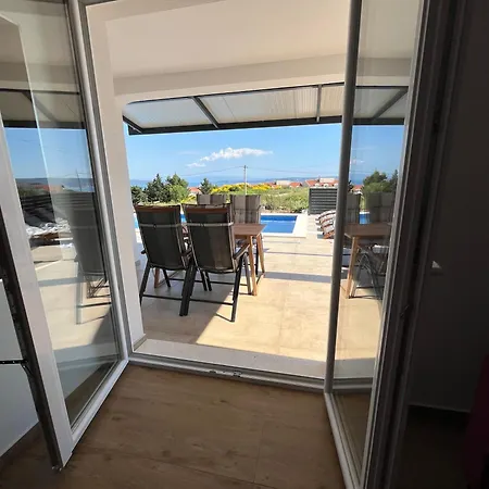 Villa House Lole Kaštel Novi