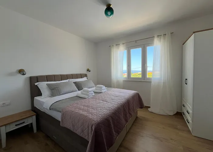 House Lole Villa