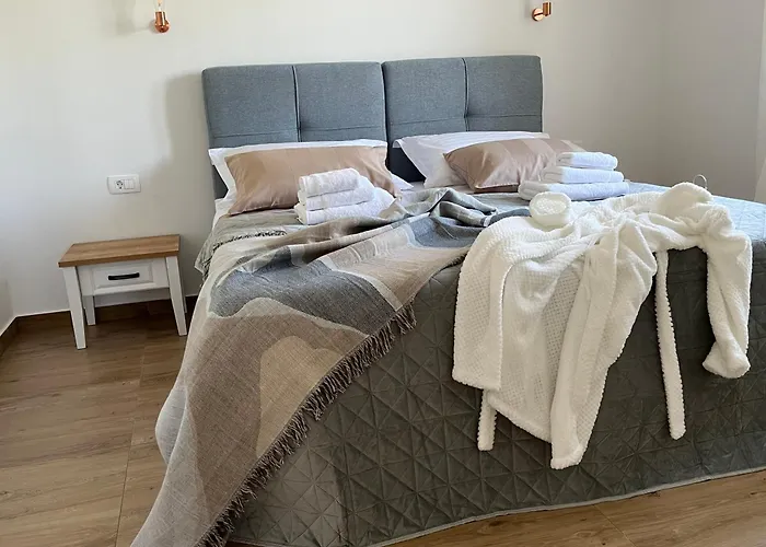 Villa House Lole Kaštel Novi