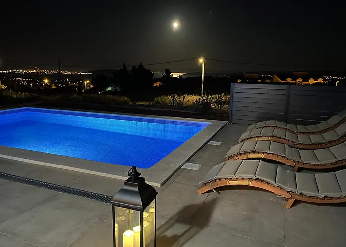 Villa House Lole *